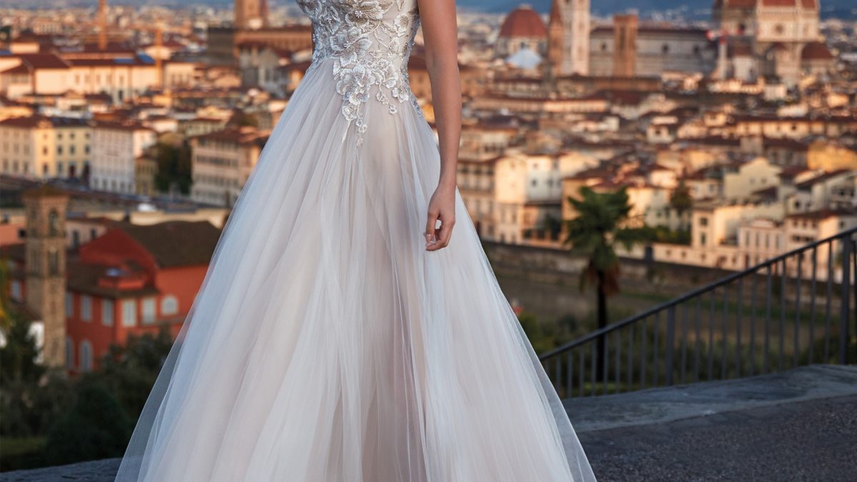 Vestido de noiva coleção 2021 Nicole Milano Pronovias Princesa evasê sereia bordado clássico casamentos, plus size boho minimalista BH SP Brasília