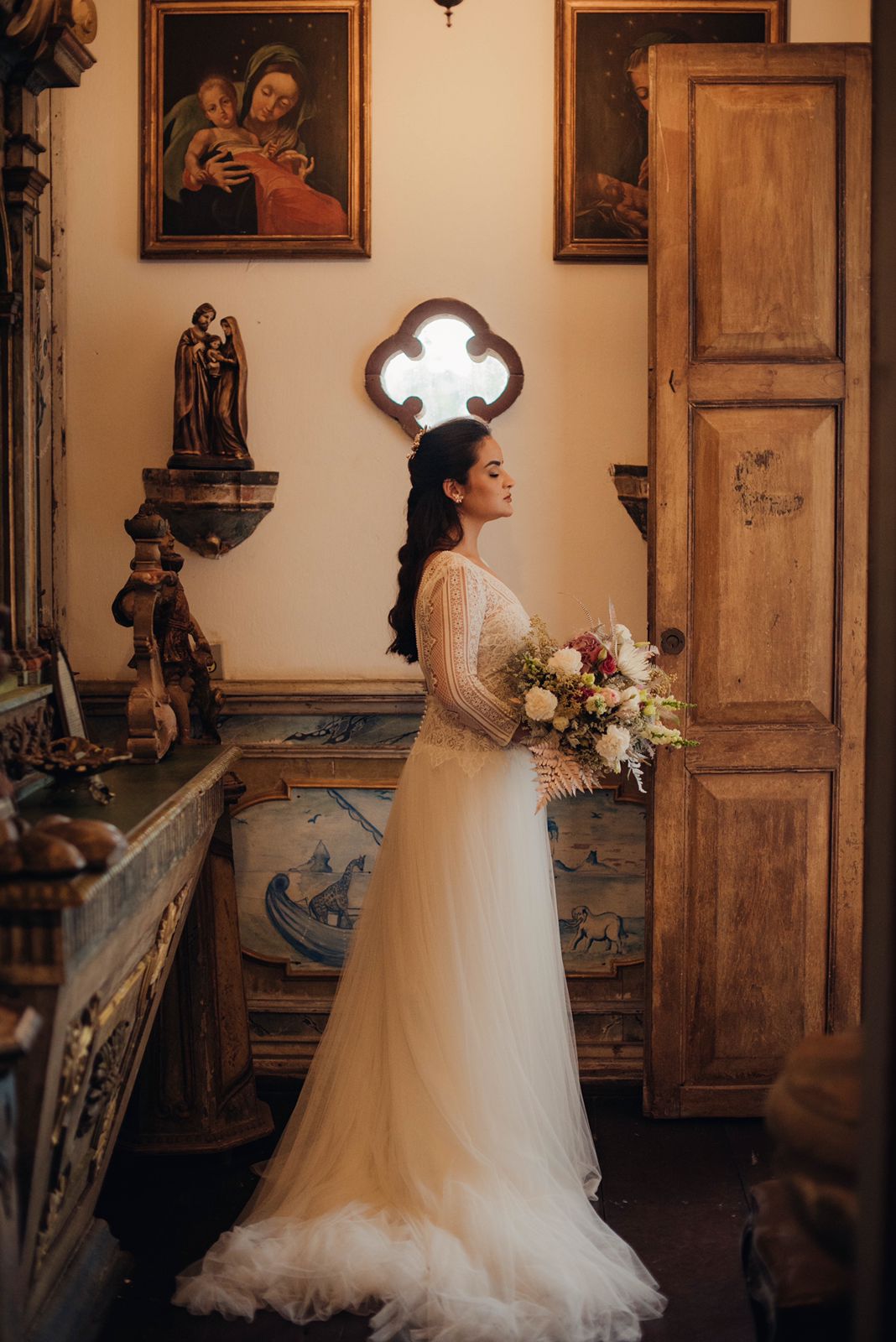 VESTIDO DE NOIVA ESTILO BOHO MINIMALISTA CASAMENTO FAZENDA BELO HORIZONTE SÃO PAULO ROSA CLARÁ GAETANA MORATO ALMA NOVIA COLEÇÃO 2020 2021 2022 LOJA DE VESTIDOS DE NOIVA BELO HORIZONTE BH MINIMALISTA PRINCESA EVASÊ SEMI SEREIA CASAMENTO PRAIA PRONOVIAS NICOLE MILANO VERA WANG BRIDE LUNA NOVIAS