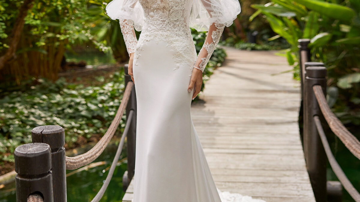 vestido de noiva clássico Vera Wang Brasil de renda com mangas coleção 2023 minimalista belo horizonte são paulo gaetana morato Rosa Clará Pronovias princesa sereia Nicole MIlano Pronovias Boho Chic gaetana morato casamento no campo vestido noiva com brilho vestido de noiva alta costura - VERA WANG BELO HORIZONTE BRASIL LUNA NOVIAS ADRIANA ALIER LUNA STUDIO NICOLE MILANO PRONOVIAS