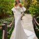 vestido de noiva clássico Vera Wang Brasil de renda com mangas coleção 2023 minimalista belo horizonte são paulo gaetana morato Rosa Clará Pronovias princesa sereia Nicole MIlano Pronovias Boho Chic gaetana morato casamento no campo vestido noiva com brilho vestido de noiva alta costura - VERA WANG BELO HORIZONTE BRASIL LUNA NOVIAS ADRIANA ALIER LUNA STUDIO NICOLE MILANO PRONOVIAS