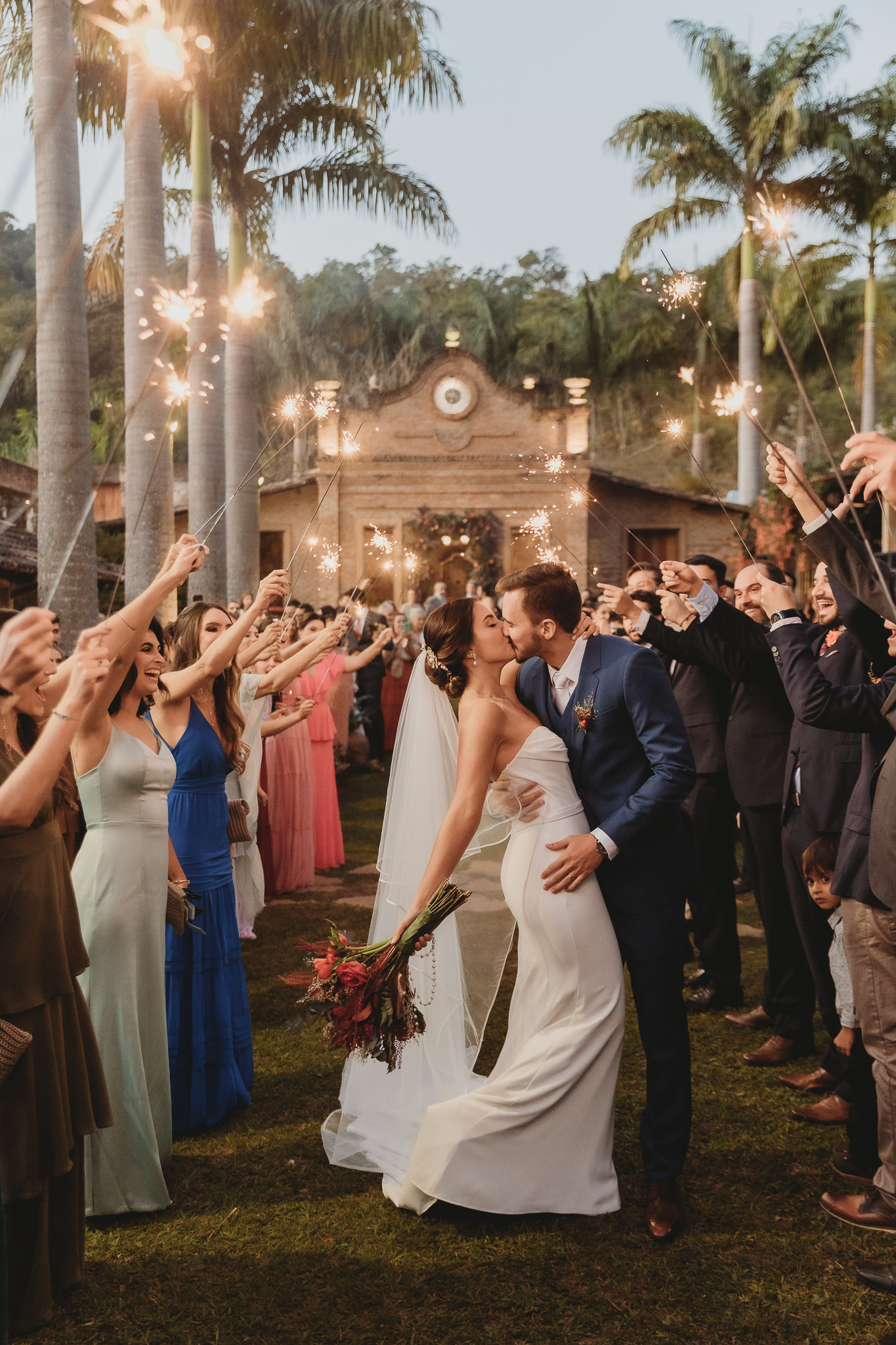 VESTIDO DE NOIVA ALTA COSTURA BELO HORIZONTE PRONOVIAS ATELIER PRONOVIAS ROSA CLARÁ GAETANA MORATO NICOLE MILANO VERA WANG BRIDE SÃO PAULO BRASÍLIA VESTIDO NOIVA PRINCESA MINIMALISTA MODERNO EVASÊ SEREIA MIKADO SEDA CETIM RENDA PRONOVIAS PRIVÉE