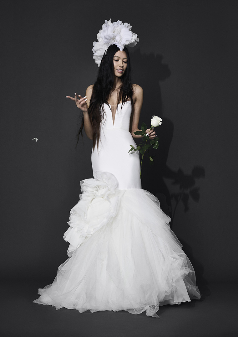 VESTIDO DE NOIVA ALTA COSTURA BELO HORIZONTE PRONOVIAS ATELIER PRONOVIAS ROSA CLARÁ GAETANA MORATO NICOLE MILANO VERA WANG BRIDE SÃO PAULO BRASÍLIA VESTIDO NOIVA PRINCESA MINIMALISTA MODERNO EVASÊ SEREIA MIKADO SEDA CETIM RENDA PRONOVIAS PRIVÉE