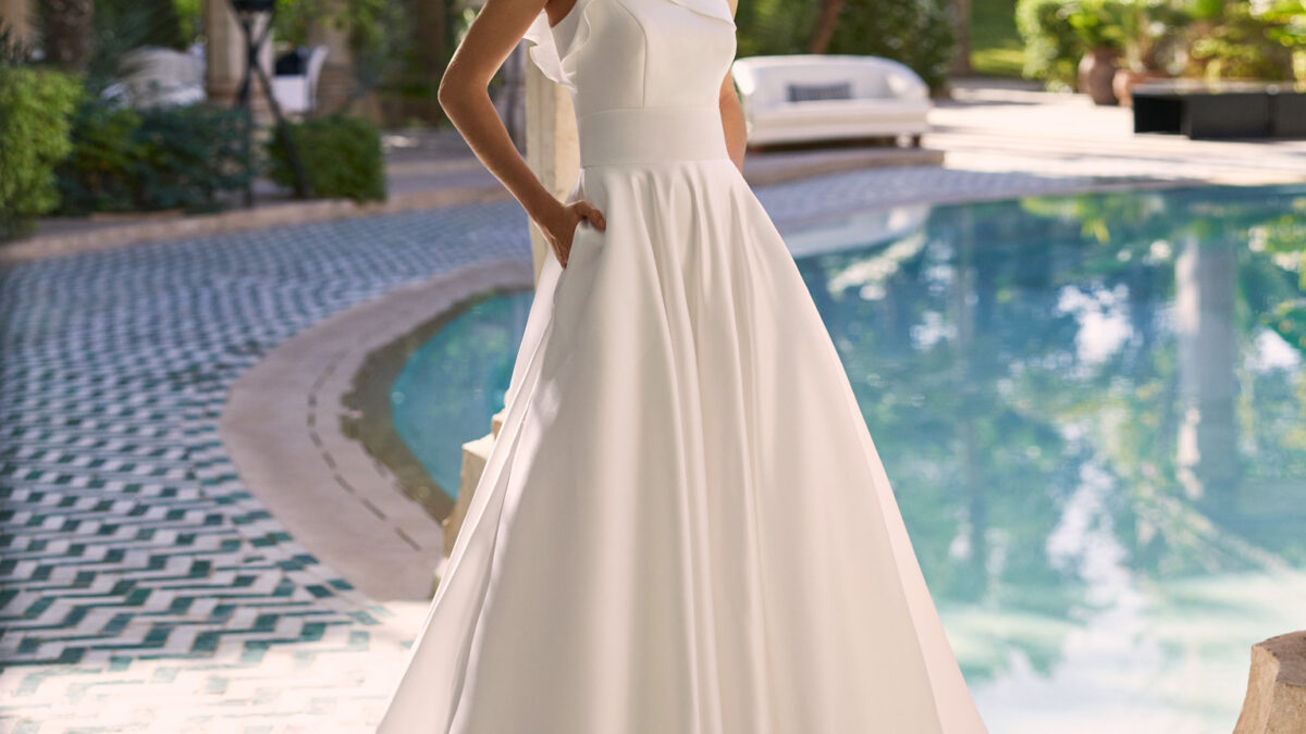 VESTIDO DE NOIVA ALTA COSTURA BELO HORIZONTE PRONOVIAS ATELIER PRONOVIAS ROSA CLARÁ GAETANA MORATO NICOLE MILANO VERA WANG BRIDE SÃO PAULO BRASÍLIA VESTIDO NOIVA PRINCESA MINIMALISTA MODERNO EVASÊ SEREIA MIKADO SEDA CETIM RENDA PRONOVIAS PRIVÉE