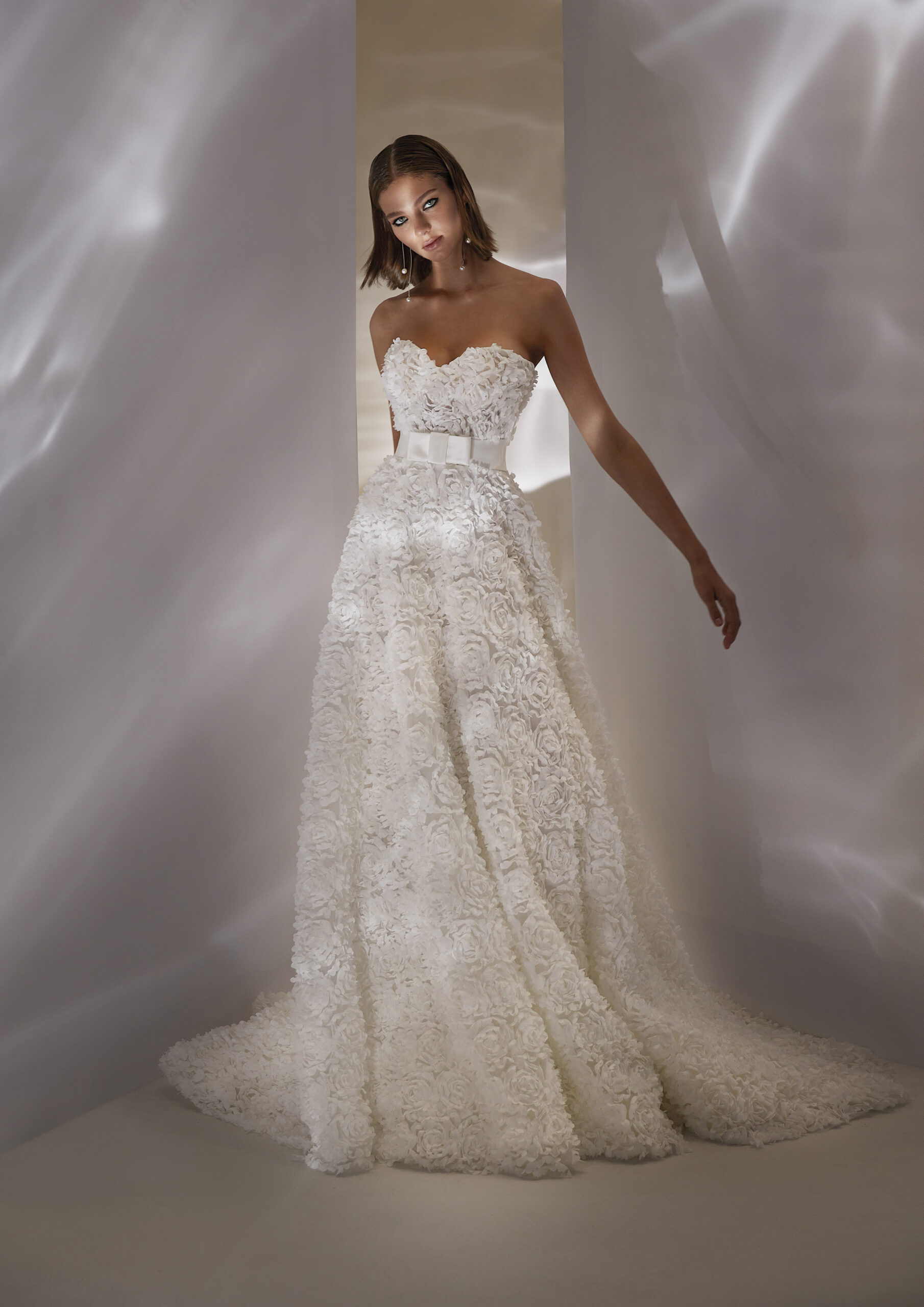 VESTIDO DE NOIVA ALTA COSTURA BELO HORIZONTE PRONOVIAS ATELIER PRONOVIAS ROSA CLARÁ GAETANA MORATO NICOLE MILANO VERA WANG BRIDE SÃO PAULO BRASÍLIA VESTIDO NOIVA PRINCESA MINIMALISTA MODERNO EVASÊ SEREIA