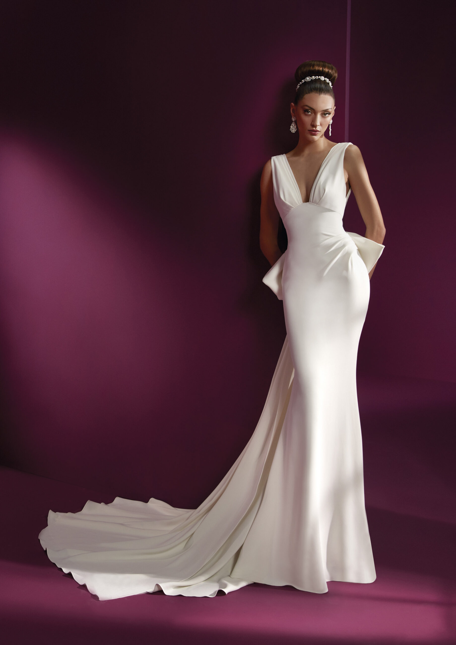 VESTIDO DE NOIVA ALTA COSTURA BELO HORIZONTE PRONOVIAS ATELIER PRONOVIAS ROSA CLARÁ GAETANA MORATO NICOLE MILANO VERA WANG BRIDE SÃO PAULO BRASÍLIA VESTIDO NOIVA PRINCESA MINIMALISTA MODERNO EVASÊ SEREIA MIKADO SEDA CETIM RENDA PRONOVIAS PRIVÉE