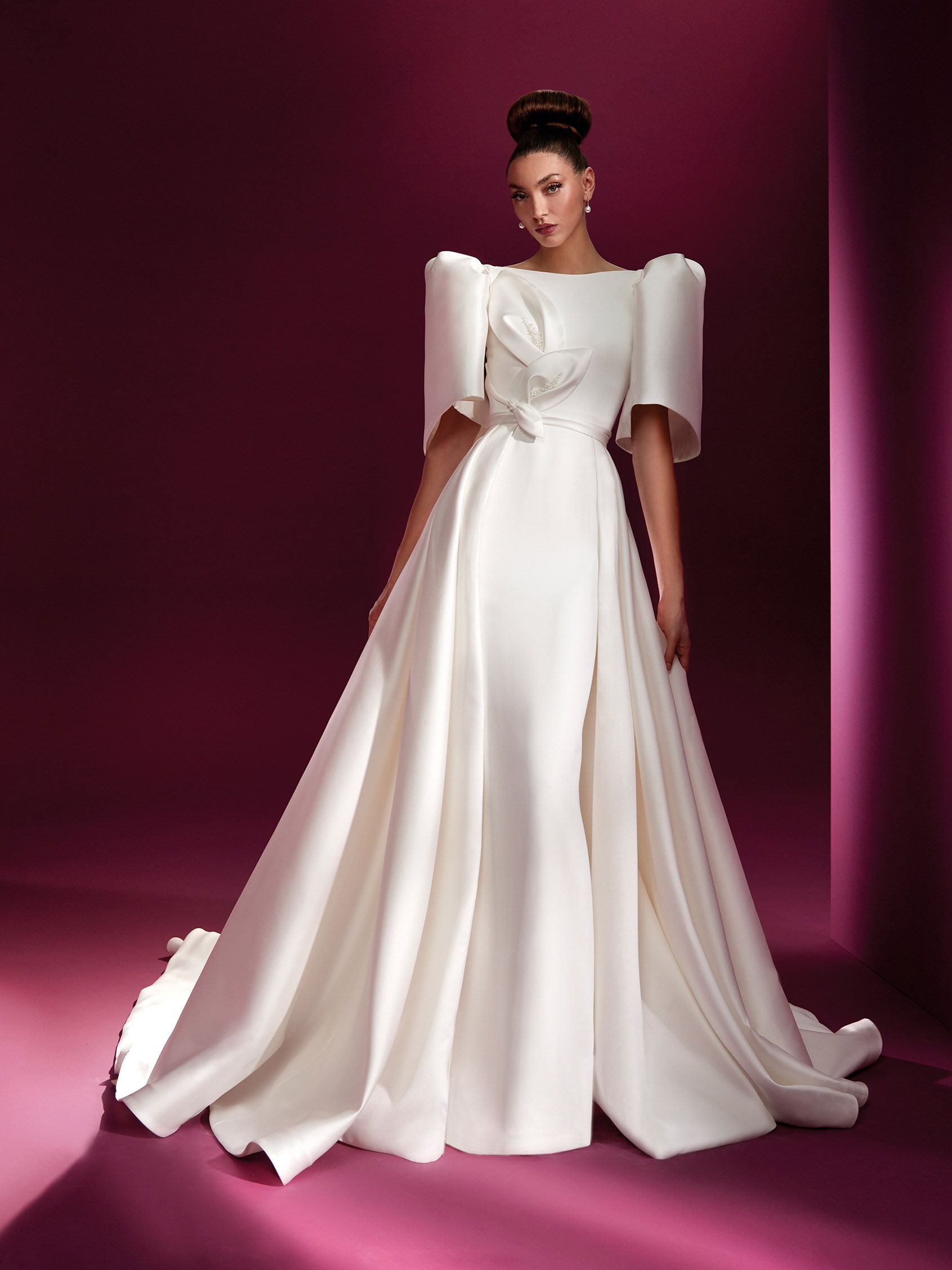 VESTIDO DE NOIVA ALTA COSTURA BELO HORIZONTE PRONOVIAS ATELIER PRONOVIAS ROSA CLARÁ GAETANA MORATO NICOLE MILANO VERA WANG BRIDE SÃO PAULO BRASÍLIA VESTIDO NOIVA PRINCESA MINIMALISTA MODERNO EVASÊ SEREIA MIKADO SEDA CETIM RENDA PRONOVIAS PRIVÉE